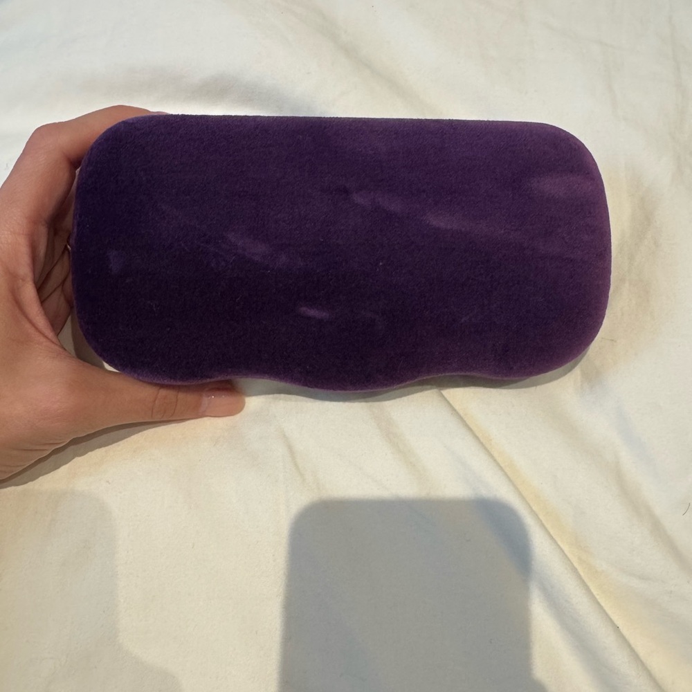 Gucci Elegant Purple Velvet Sunglasses Case